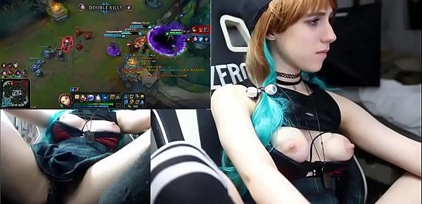 Teen Playing League of Legends with an Ohmibod 22